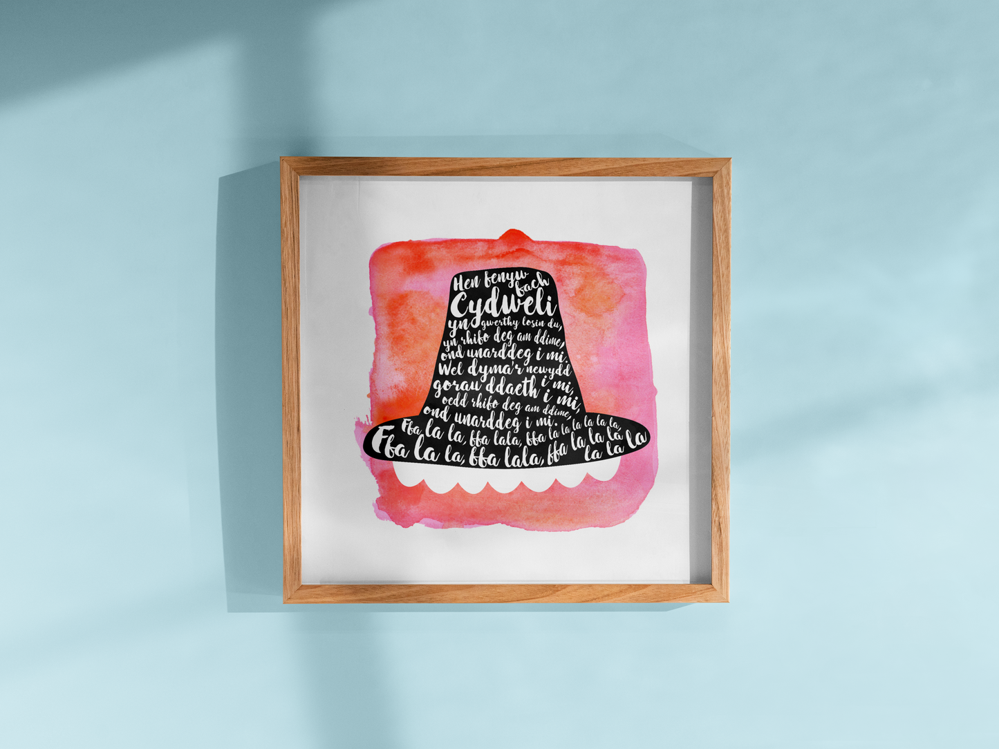 Hen Fenyw Bach Prints